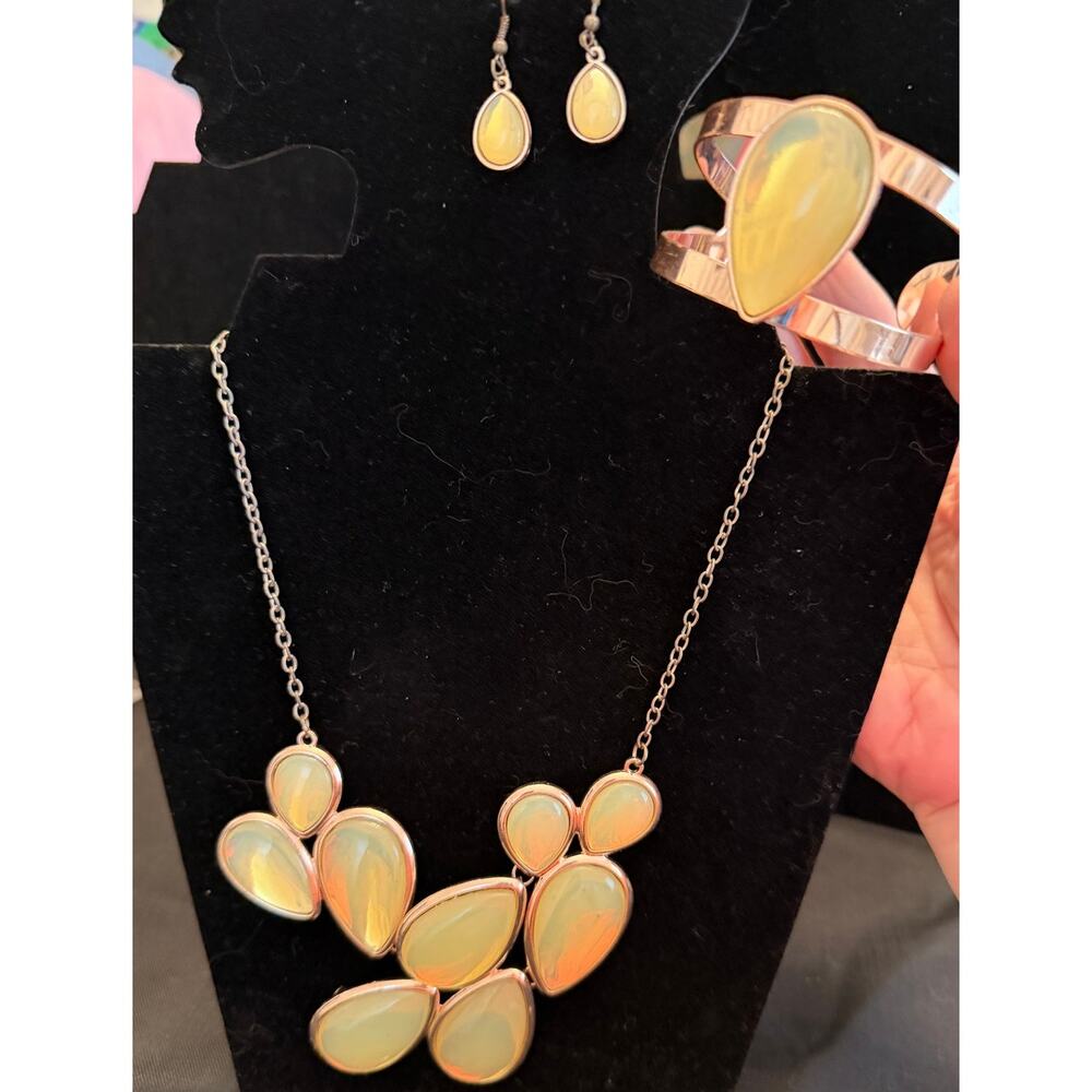 Iridescent yellow necklace, earring & cuff 3 pc set clustered teardrop design